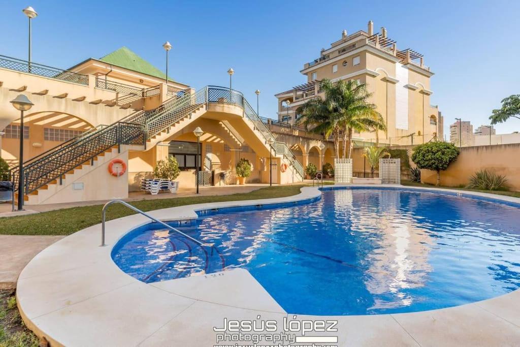 Apartamento Calma Beach Home Torremolinos Bagian luar foto