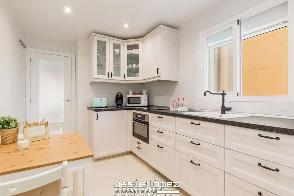 Apartamento Calma Beach Home Torremolinos Bagian luar foto
