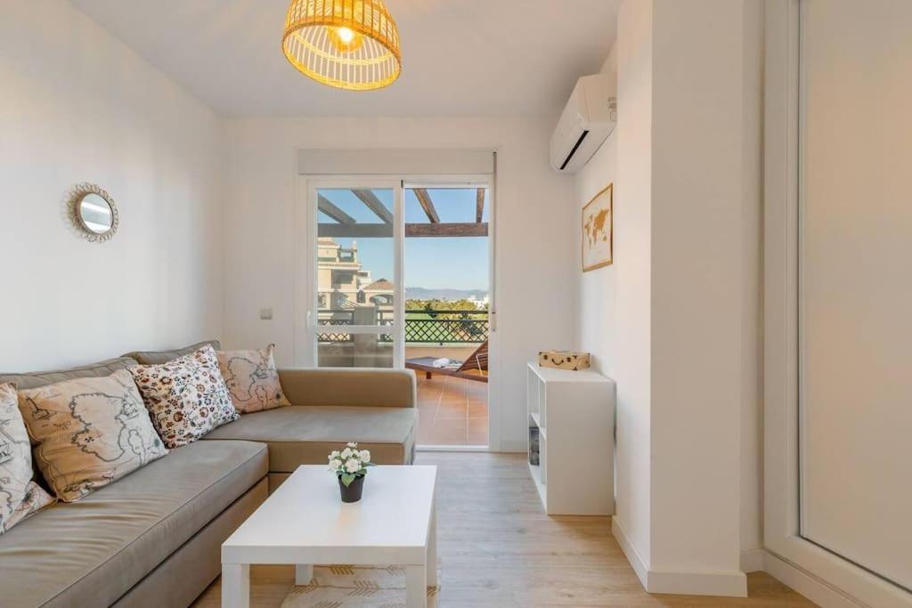 Apartamento Calma Beach Home Torremolinos Bagian luar foto