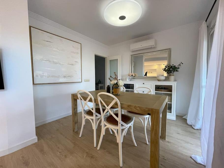 Apartamento Calma Beach Home Torremolinos Bagian luar foto