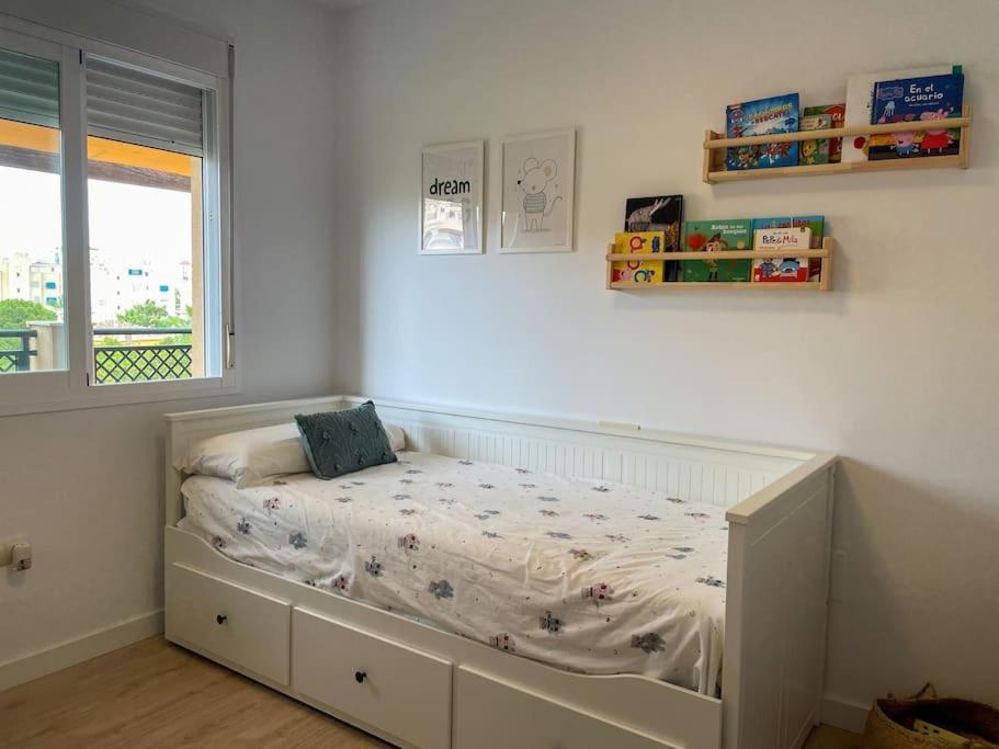 Apartamento Calma Beach Home Torremolinos Bagian luar foto