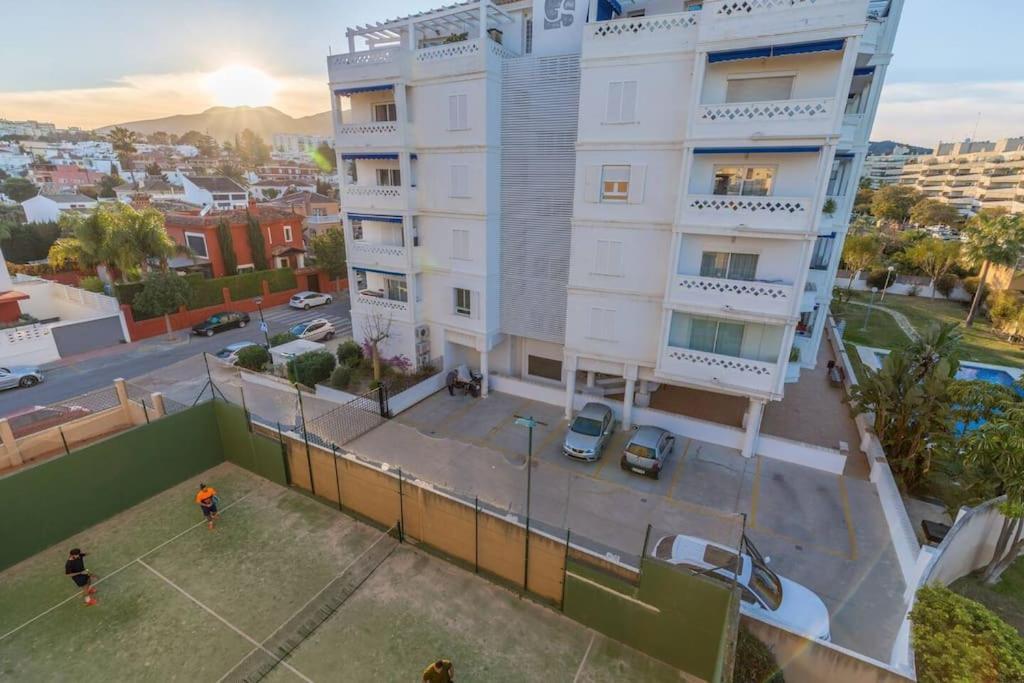Apartamento Calma Beach Home Torremolinos Bagian luar foto